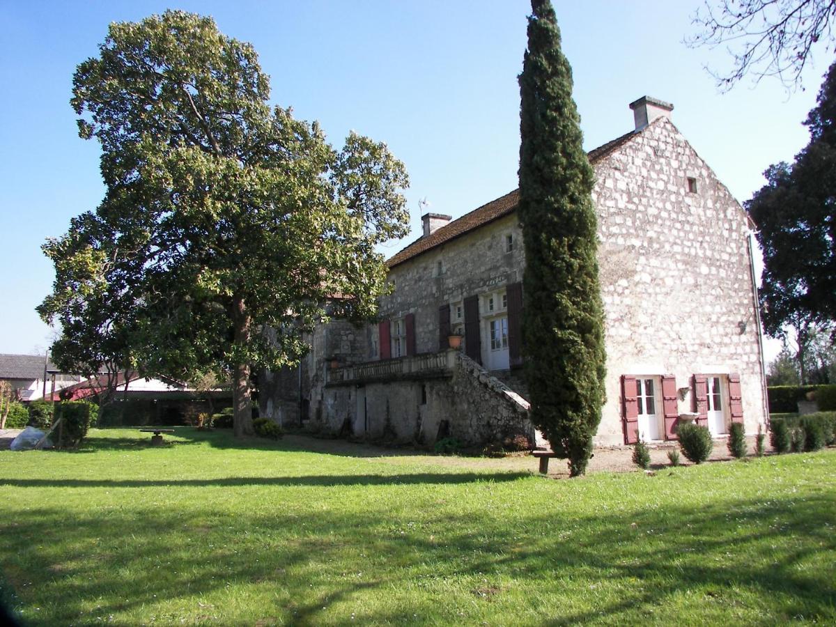 Domaine Du Noble Bed & Breakfast Saint-Jean-de-Thurac Bagian luar foto