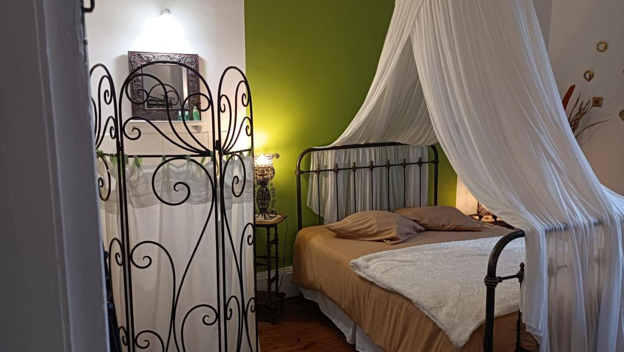 Domaine Du Noble Bed & Breakfast Saint-Jean-de-Thurac Bagian luar foto