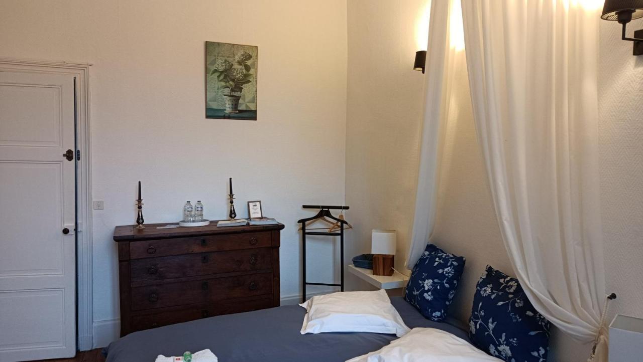 Domaine Du Noble Bed & Breakfast Saint-Jean-de-Thurac Bagian luar foto